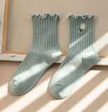 Japanese women's tube socks fungus-side flower embroidery socks vertical stripes pile socks